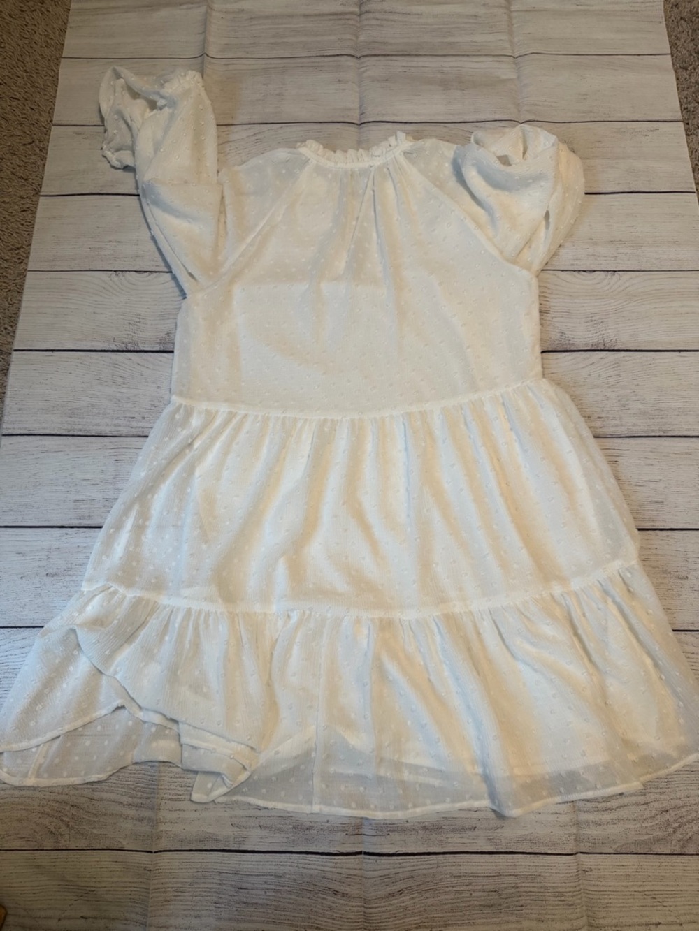 Women's CeCe White Swiss Dot Peasant Dress - Picture 7 of 7